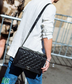 chanel leboy包包尺寸怎么選？香奈兒leboy尺寸介紹