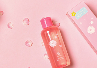 ?ukiss悠珂思和大創(chuàng)粉撲清洗劑哪個(gè)好？悠珂思和大創(chuàng)清洗劑對(duì)比