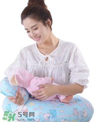 哺乳枕有必要買嗎？哺乳枕是不是必須品呢？