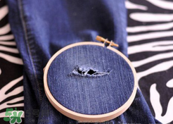 牛仔褲破了能補嗎？牛仔褲破了怎么補好看圖解