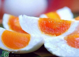 一個咸鴨蛋的熱量高嗎？一個咸鴨蛋的熱量是多少？