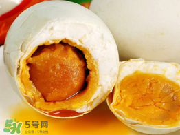 咸鴨蛋能帶上飛機嗎？飛機上能帶鴨蛋嗎？