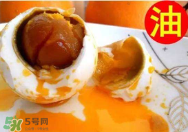 咸鴨蛋能帶上飛機嗎？飛機上能帶鴨蛋嗎？