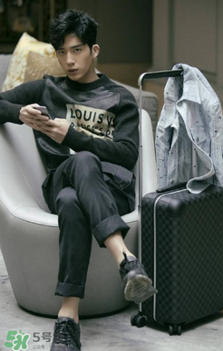 lv拉桿箱有哪幾種尺寸？lv行李箱尺寸介紹