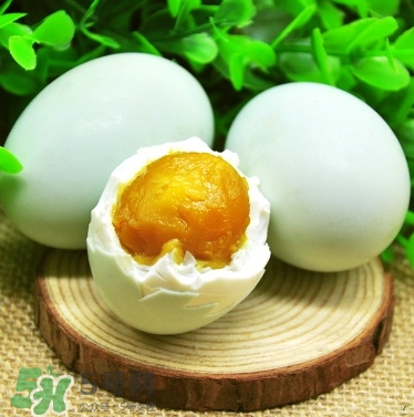 端午節(jié)為什么要吃綠豆糕？端午節(jié)為什么要吃鴨蛋？