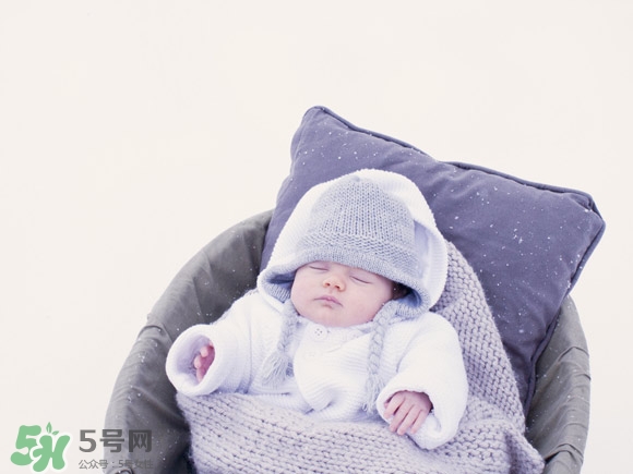 護臍貼用到什么時候？護臍貼用多久？