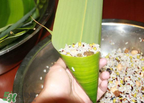 包棕子要在糯米中放鹽嗎？包粽子一斤糯米加多少鹽？