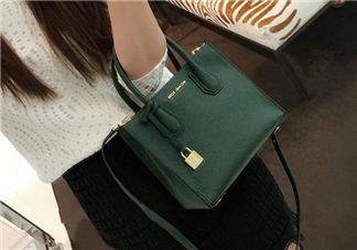 michael kors mercer包包尺寸多大？mk mercer有幾個(gè)尺寸？