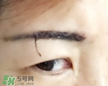 眉膠和眉粉哪個好用？眉膠和沒分的區(qū)別