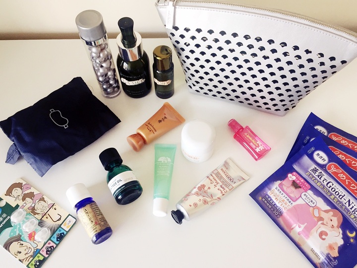 出國旅游帶什么護膚品好 出國旅游帶什么化妝品好 出國旅游帶什么護膚品好 出國旅游帶什么化妝品好