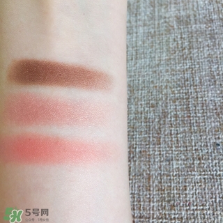 簡單易學(xué)的眼妝教程 化妝高手們的眼妝推薦