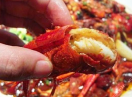 油燜大蝦怎么剪？油燜大蝦怎么處理？