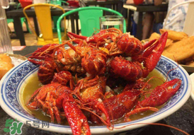 杏和龍蝦能一起吃嗎？杏可以和小龍蝦一塊吃嗎？