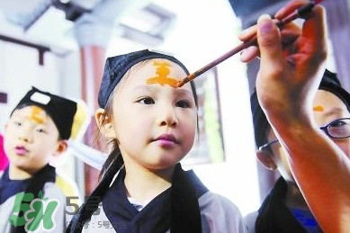 端午節(jié)要干什么？端午節(jié)要吃什么