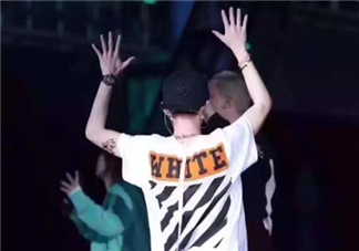off white短袖多少錢？off white短袖正品價(jià)格