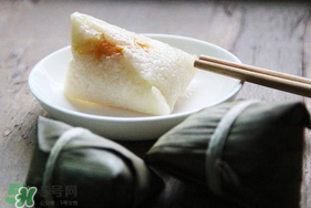 ?一斤糯米放多少糖？包粽子時一斤糯米要放多少糖？