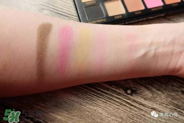 huda beauty眼影多少錢？huda beauty眼影專柜價格