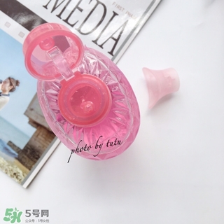 洗眼液對眼睛好不好 洗眼液對眼睛有什么作用 洗眼液對眼睛好不好 洗眼液對眼睛有什么作用