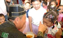 端午節(jié)雄黃酒應(yīng)該怎么用？雄黃酒的功效與作用