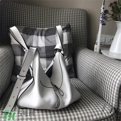 loewe hammock尺寸多大？羅意威吊床包有幾個尺寸？