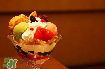 冰淇淋的熱量高嗎？冰淇淋吃了會胖嗎？