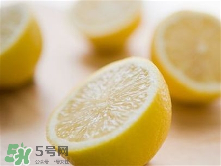 檸檬可以去黑眼圈嗎?敷檸檬可以去黑眼圈 檸檬可以去黑眼圈嗎?敷檸檬可以去黑眼圈