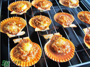 烤扇貝的蒜蓉怎么做？烤扇貝的蒜蓉醬怎么做？