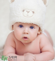 嬰兒視力發(fā)育過程圖 嬰兒視力發(fā)育如何促進(jìn) 嬰兒視力發(fā)育過程圖 嬰兒視力發(fā)育如何促進(jìn)