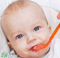 嬰兒視力發(fā)育過程圖 嬰兒視力發(fā)育如何促進(jìn) 嬰兒視力發(fā)育過程圖 嬰兒視力發(fā)育如何促進(jìn)