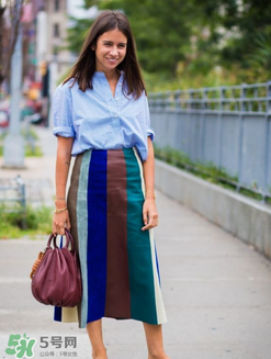 藍(lán)色襯衫搭配什么褲子？藍(lán)色襯衣配什么顏色褲子？