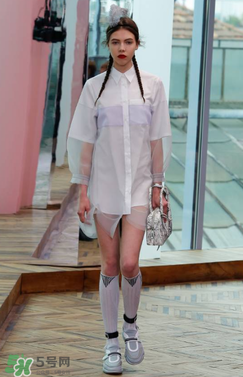 prada普拉達(dá)2018早春系列女裝款式有哪些_好看嗎？