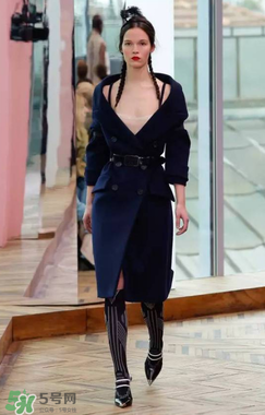 prada普拉達(dá)2018早春系列女裝款式有哪些_好看嗎？