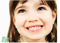 寶寶換牙可以吃糖嗎？小孩換牙期間能不能吃糖？