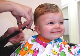 夏天寶寶能剃光頭嗎？夏天寶寶剃光頭好嗎？