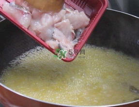 酸菜魚是海鮮嗎？無骨魚酸菜魚是什么魚