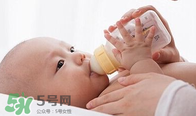 金銀花寶寶可以喝嗎？夏天寶寶能喝金銀花嗎？