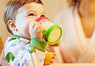 金銀花寶寶可以喝嗎？夏天寶寶能喝金銀花嗎？