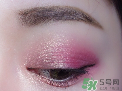 夏天畫(huà)什么顏色的眼影 夏季眼影搜羅與推薦
