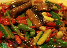 黃鱔可以和黃瓜一起吃嗎？黃瓜和黃鱔能同食嗎？