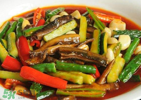 黃鱔可以和黃瓜一起吃嗎？黃瓜和黃鱔能同食嗎？