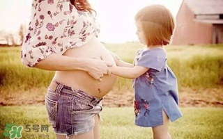 生育保險(xiǎn)不滿一年有產(chǎn)假工資嗎？產(chǎn)假期間工資如何發(fā)放？