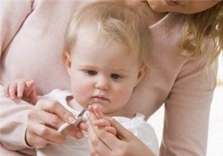 寶寶指甲多久剪一次？寶寶指甲多大可以剪？