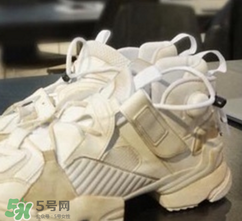 2018vetements reebok pump最新聯(lián)名運動鞋什么樣_好看嗎？