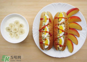 油桃和酸奶能一起吃嗎？油桃能和酸奶一起吃嗎？