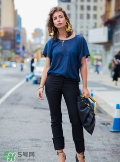 上身胖的人適合穿什么衣服？上身胖下身瘦的人穿衣技巧