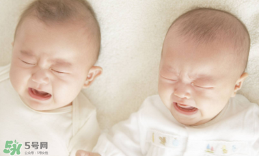 嬰兒吃藥可以混在奶粉里面吃嗎？嬰兒吃藥怎么吃？