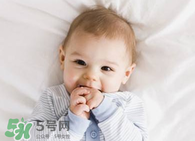 嬰兒吃藥可以混在奶粉里面吃嗎？嬰兒吃藥怎么吃？