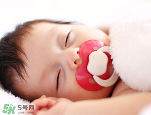 嬰兒吃藥嗆到了怎么辦？怎么喂藥才不會(huì)嗆到寶寶？