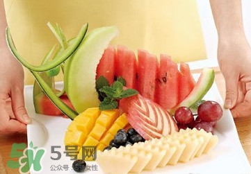 水果拼盤(pán)怎么做？水果拼盤(pán)需要什么材料