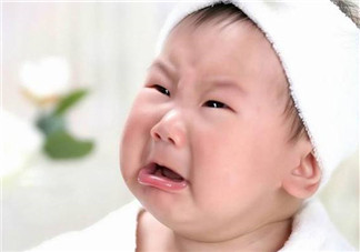 嬰兒吃藥嗆到了怎么辦？怎么喂藥才不會嗆到寶寶？